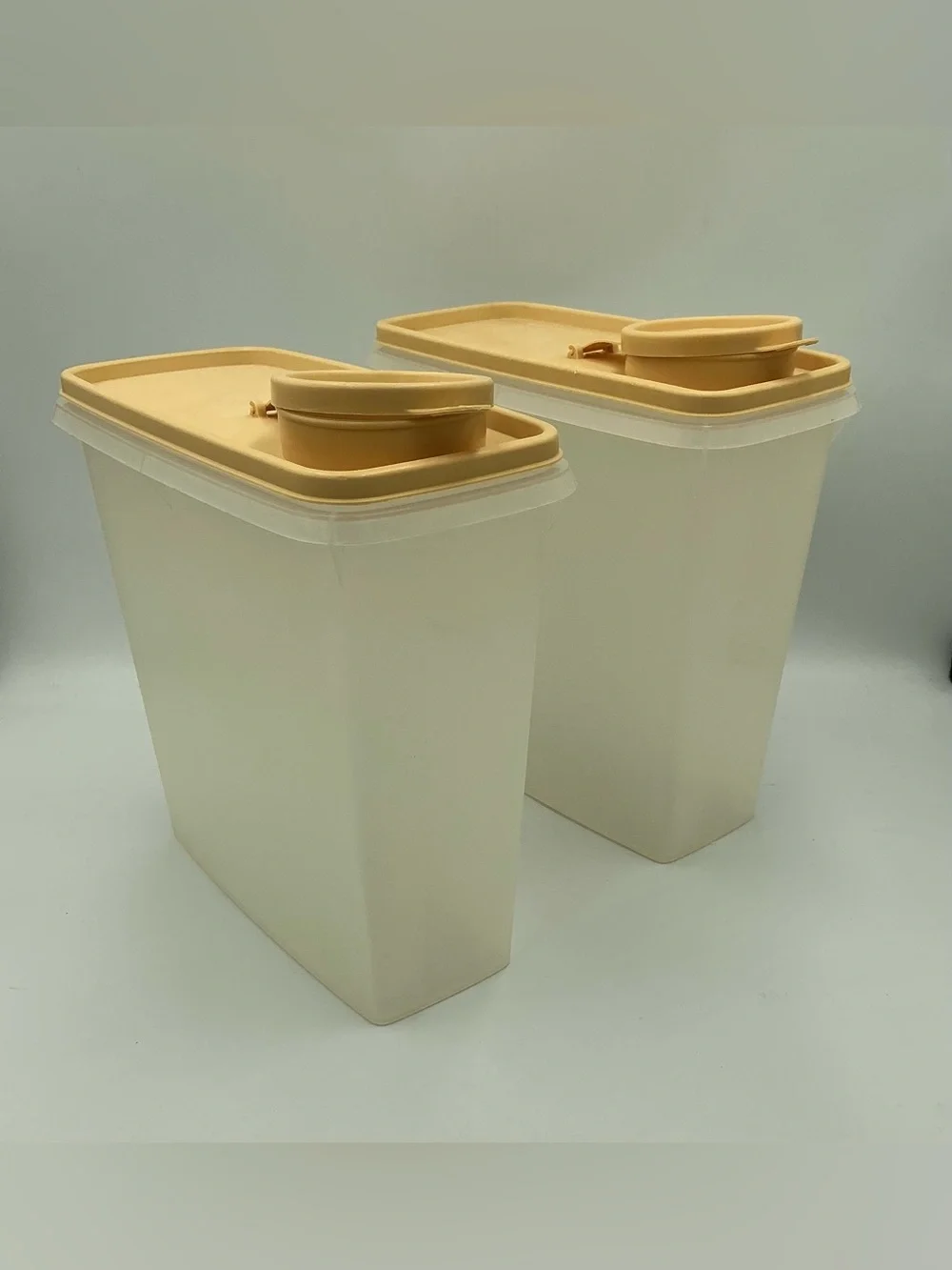 Vintage Tupperware Set of 2 Cereal Snack Keeper Containers Yellow & Beige w/Lids